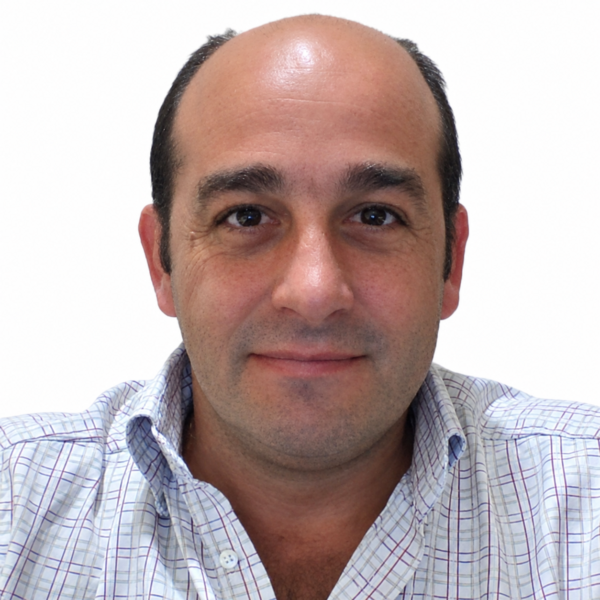 Foto de Adolfo Almada, Innovación y Tecnología en Kratos